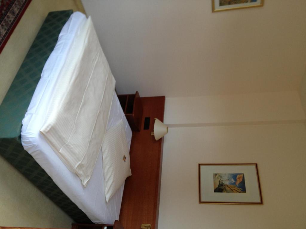 Hotel Bergedorfer Hoehe ฮัมบูร์ก ห้อง รูปภาพ